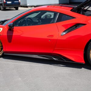 Body: Capristo carbon fiber dorpelset zonder vleugels voor Ferrari 488 Pista